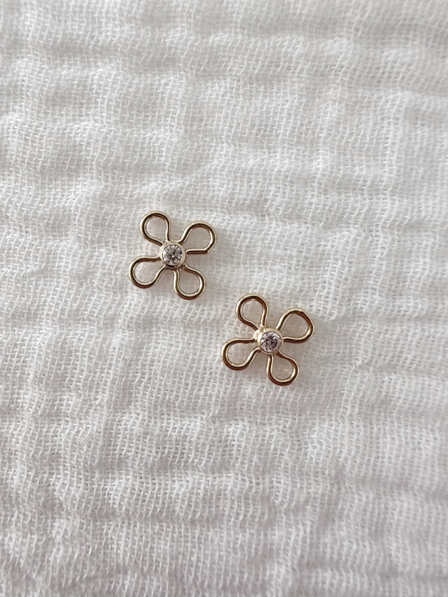 14Kt Gold Filled Flower Connector