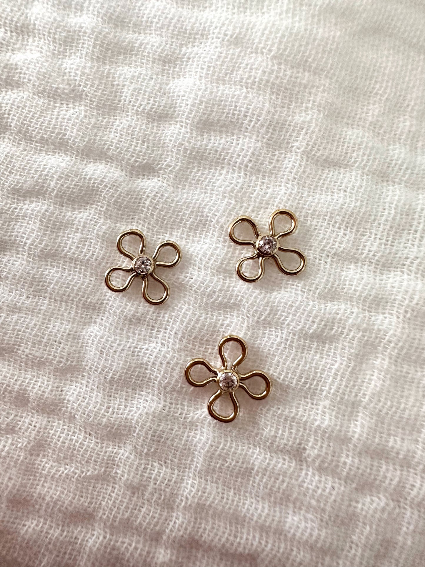 14Kt Gold Filled Flower Connector