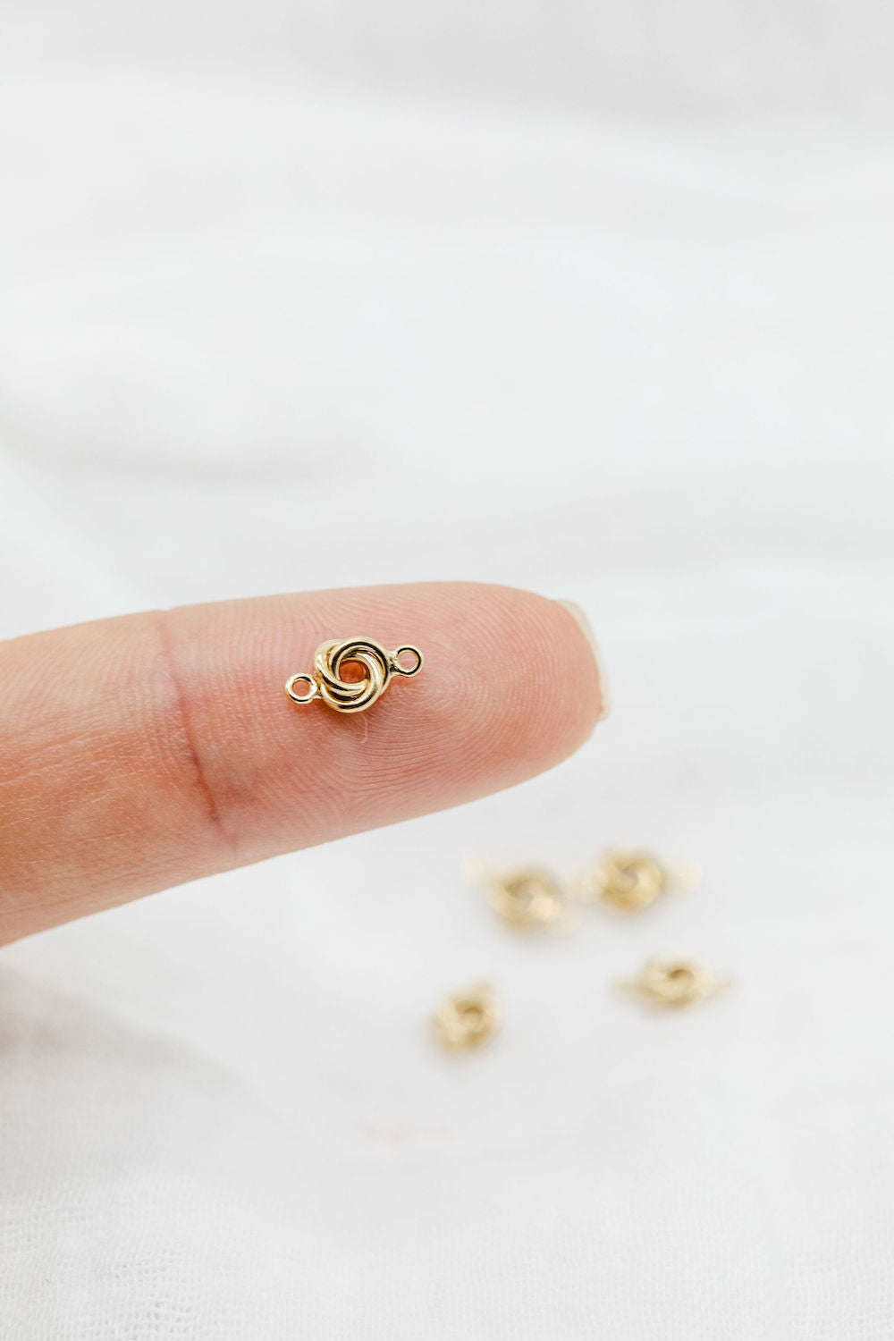 14Kt Gold Filled Love Knot Connector