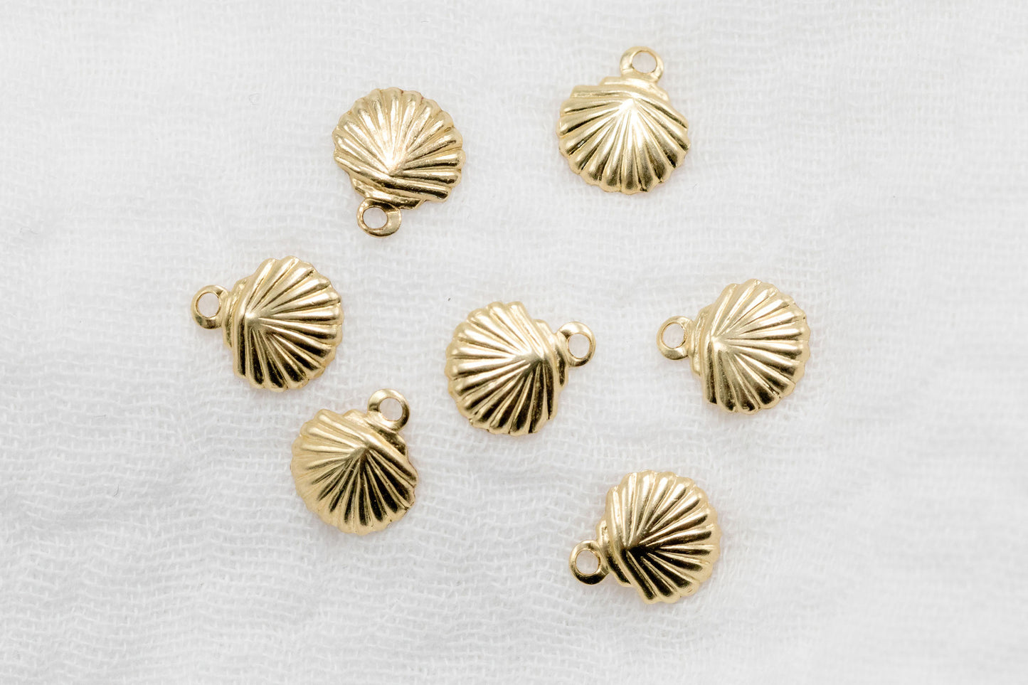 Gold Filled Seashell Charm (5 pieces)